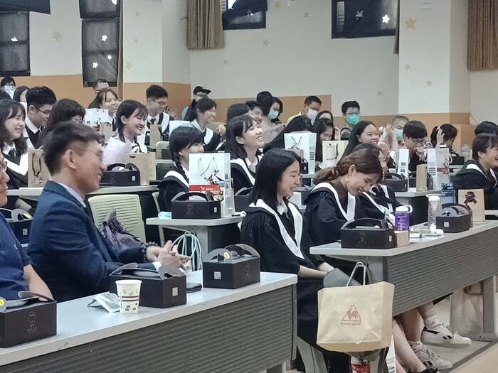 105級畢業典禮圖片